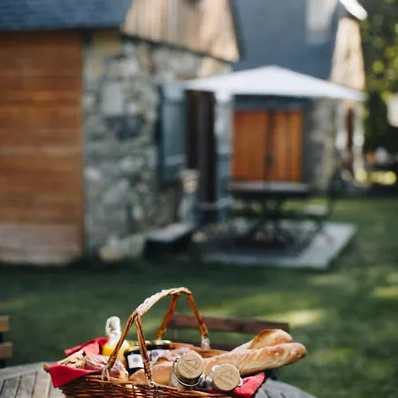 Les D'arrens Chalet *